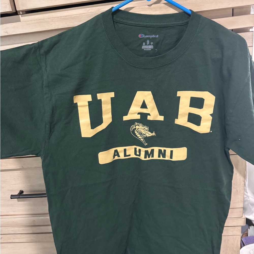 UAB Blazers Alumni T-shirt M
Brand new, washed but never worn
